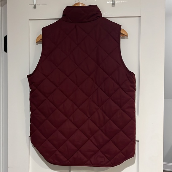 VEST - Picture 3 of 3
